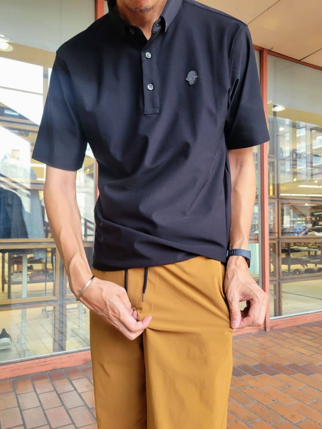 piroyaさんの「TAKEO KIKUCHI｜【COOL CITY WEAR】エアートール ポロシャツ /接触冷感・通気性」を使ったコーディネート