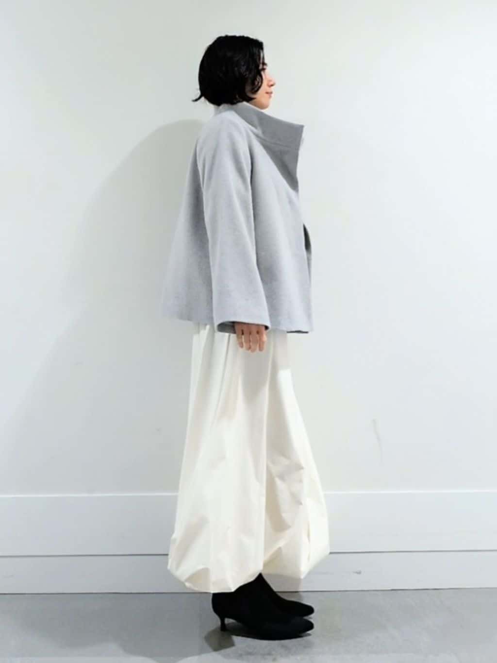 ミズタさんの「UNTITLED｜【セットアップ可/ゆったり】ウール混ラメニット」を使ったコーディネート