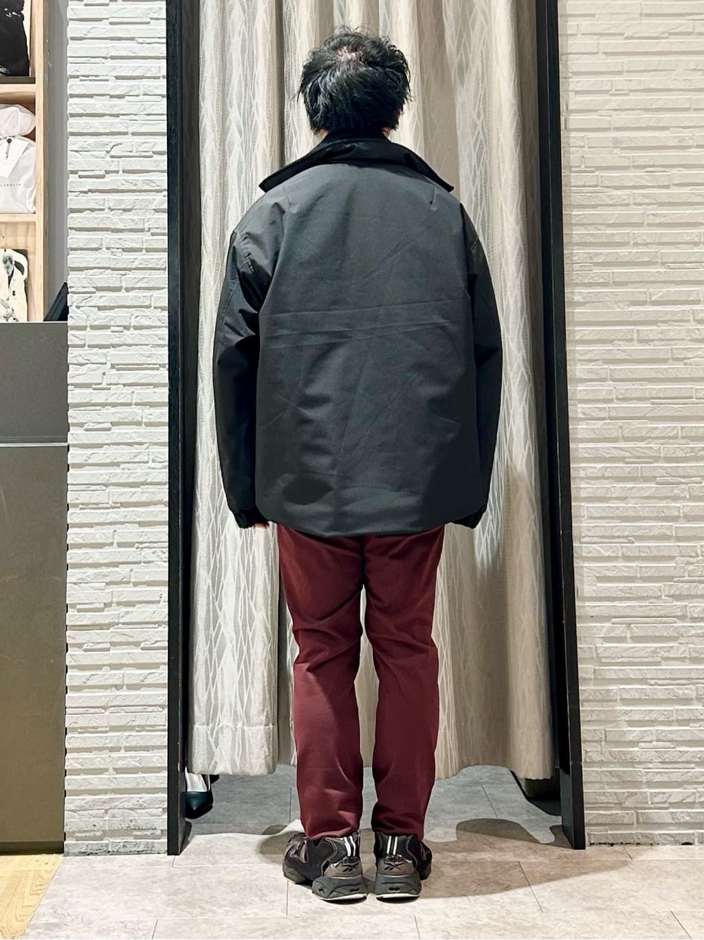 KENJI Iさんの「THE SHOP TK｜【心地良い、滑らかさ】レイヤード風ケーブル ニットソー 【洗濯機OK】」を使ったコーディネート