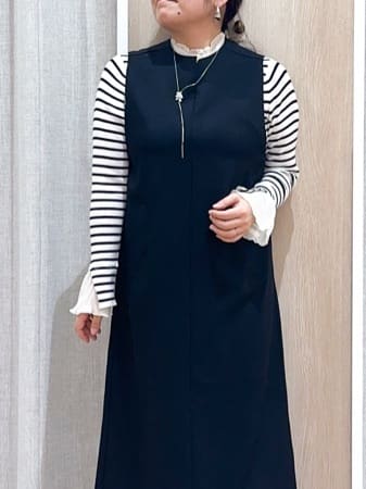 naoさんの「grove｜【2WAY/美シルエット】着こなし自在のジャンドレワンピース」を使ったコーディネート