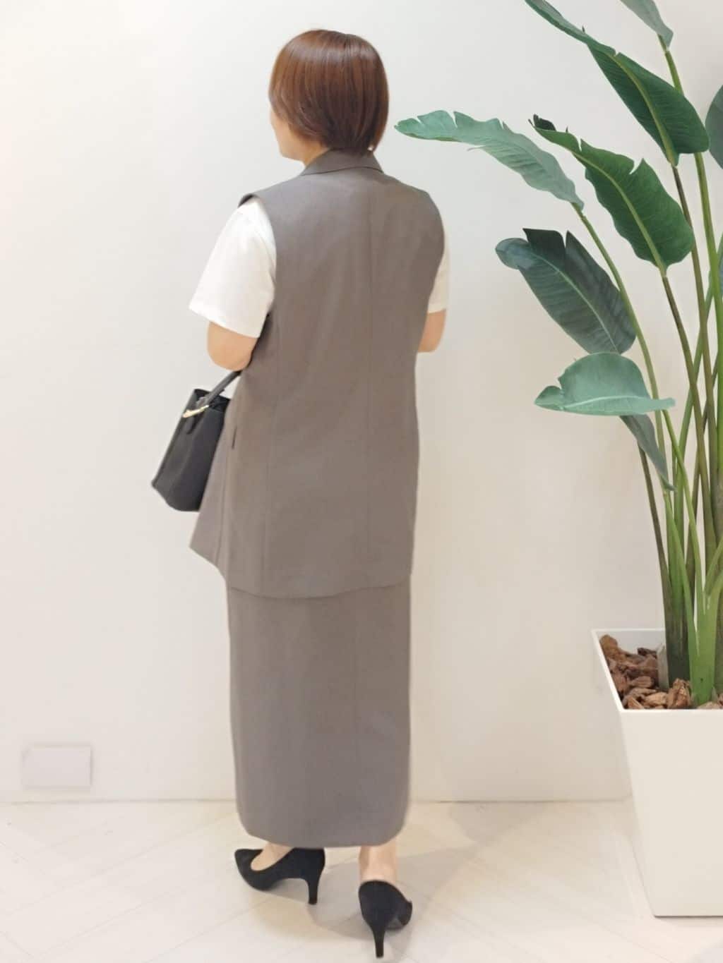 s u g iさんの「UNTITLED｜【セットアップ可/洗える】スラブテーラードカラージレ」を使ったコーディネート
