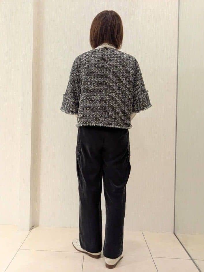 u-macoさんの「UNTITLED｜【きれいめ／体型カバー】ツイードドルマントップス」を使ったコーディネート