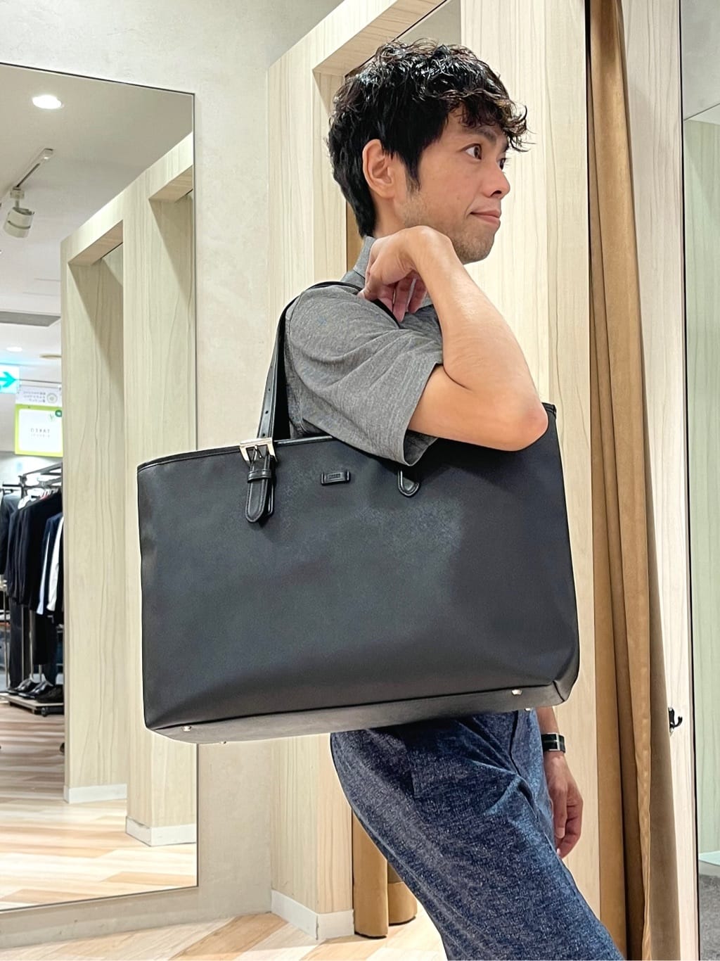 URAさんの「TAKEO KIKUCHI｜【抗菌防臭】COOL DOTS（R）ドビープリント パンツ」を使ったコーディネート