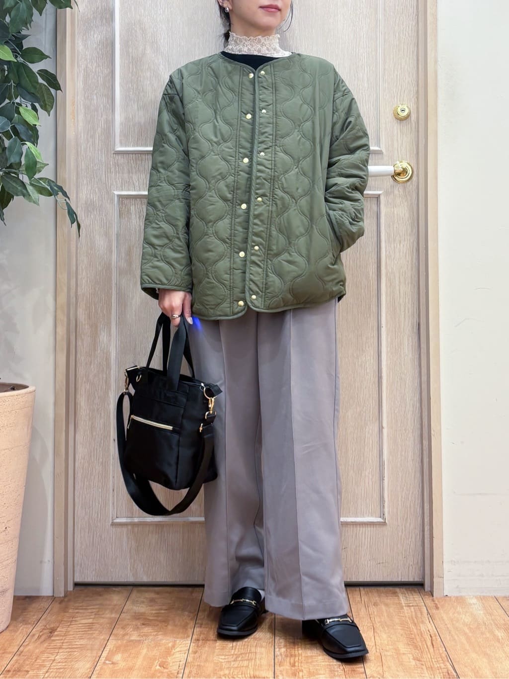 なみさんの「SHOO･LA･RUE｜【S-LL】上品なレースハイネックトップス」を使ったコーディネート