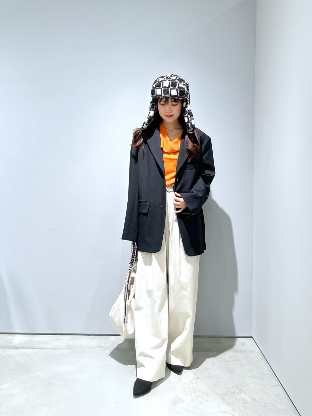 Renoさんの「INDIVI｜ダブルクロスオーバージャケット」を使ったコーディネート