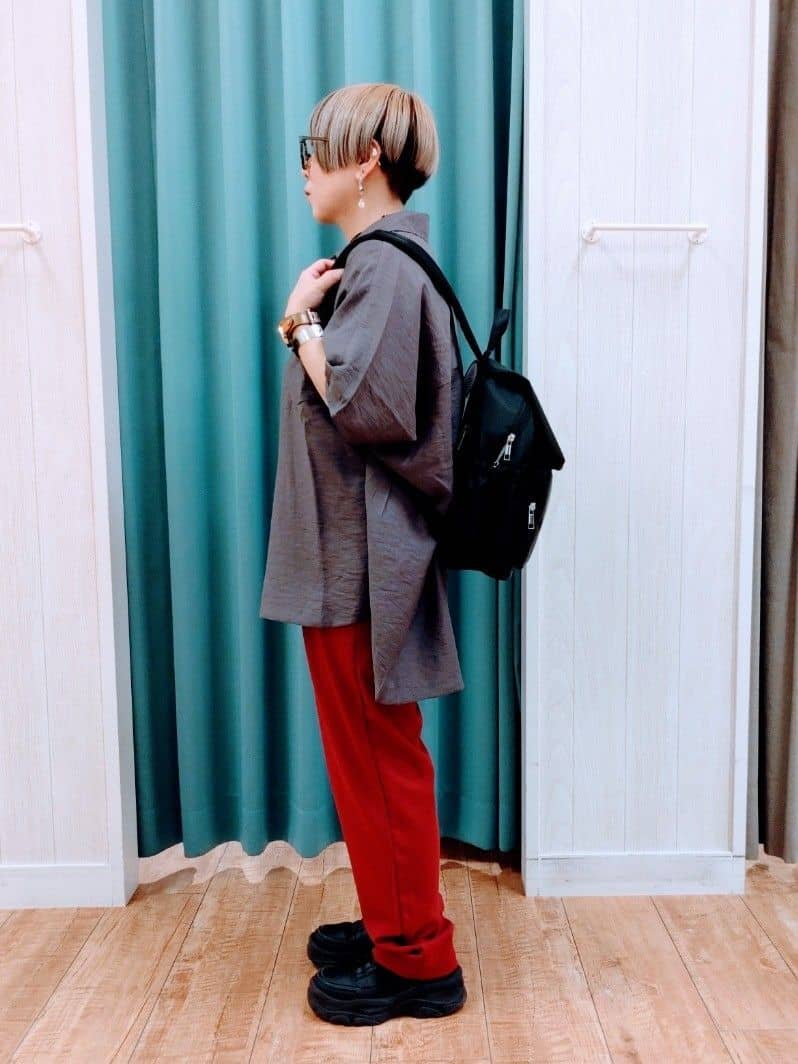 チャンボさんの「SHOO･LA･RUE｜【洗える/S-LL/5分袖】1枚でも羽織としても。さらさらドレープシャツ」を使ったコーディネート