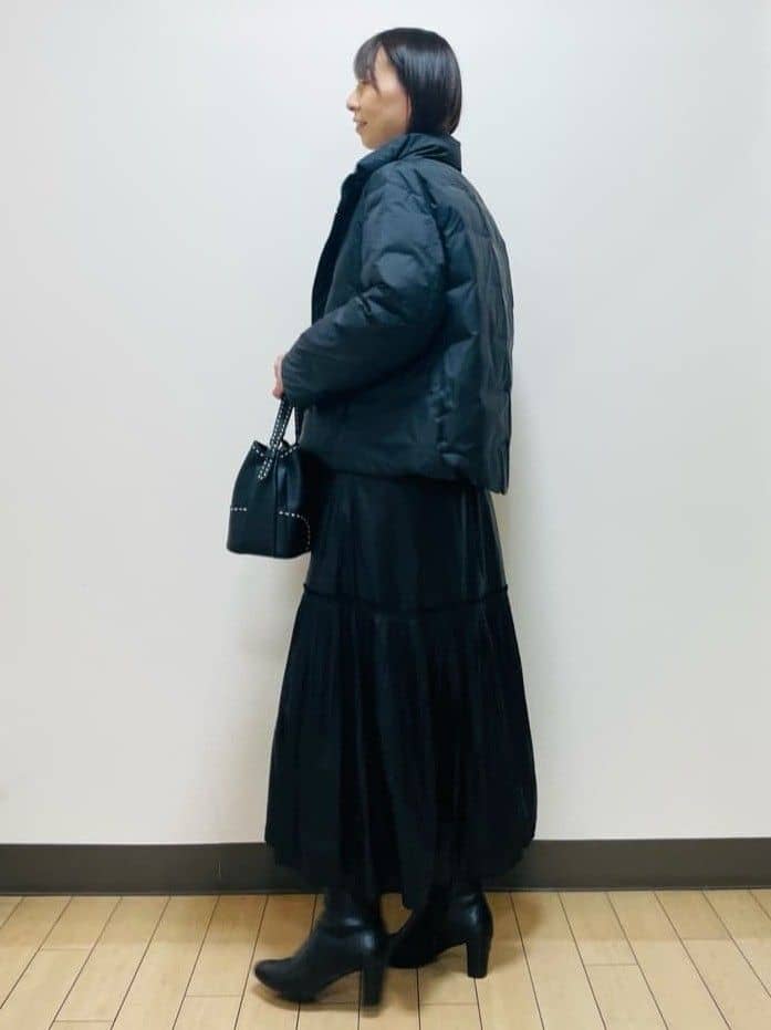 Riiさんの「Reflect｜【すっきりシルエット】ショート丈ダウンコート」を使ったコーディネート