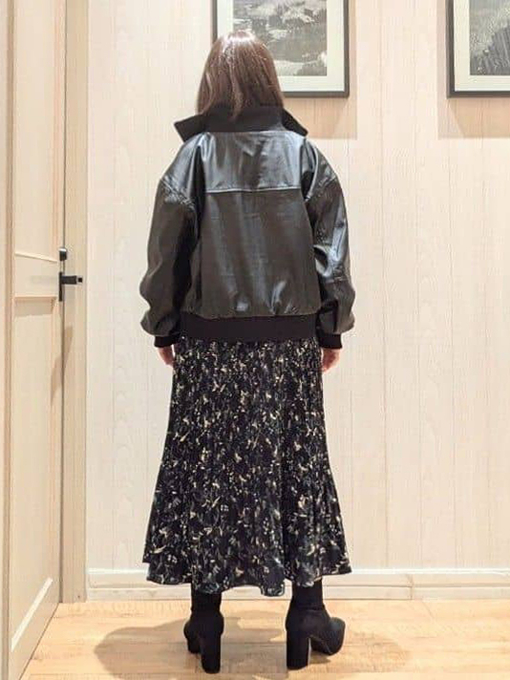 ゆーさんさんの「SHOO･LA･RUE｜【S-LL】大人綺麗 レザー調リブブルゾン」を使ったコーディネート