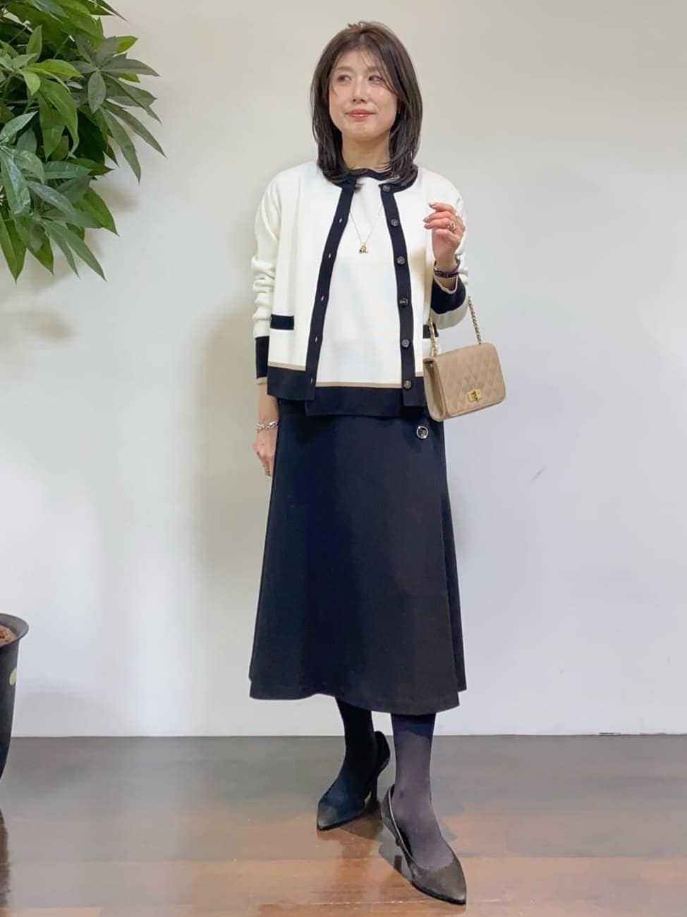 tomoさんの「UNTITLED｜【トレンド／ギフト】ファー＆ポーチチャーム」を使ったコーディネート