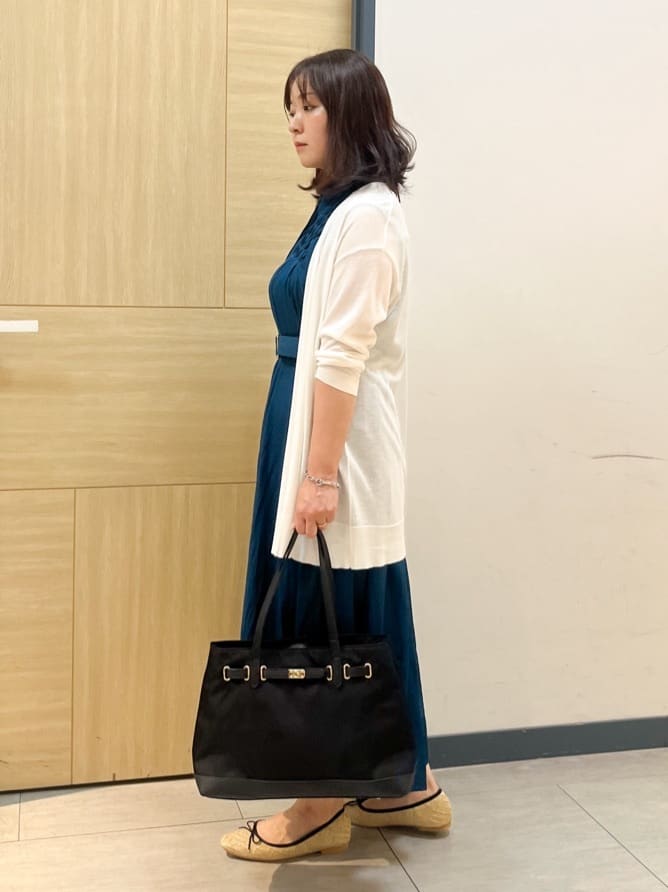 YOさんの「grove｜最終お値下げ！！【人間工学】つつまれフィットバレエシューズ （抗菌防臭加工裏地使用）」を使ったコーディネート