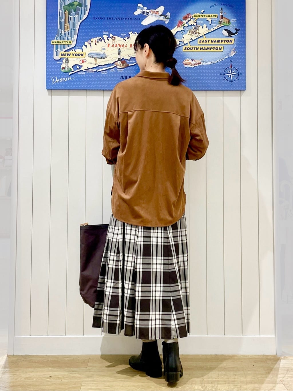 uwatokoさんの「Dessin｜【洗える】ストレッチスウェードライクシャツ」を使ったコーディネート