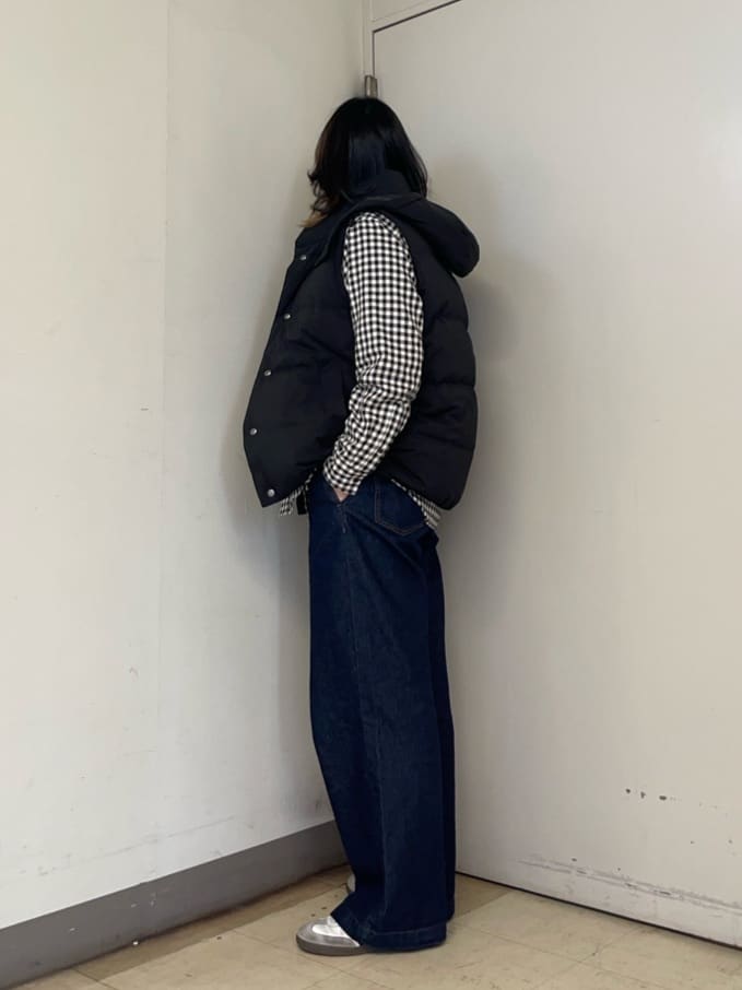 iwさんの「TAKEO KIKUCHI｜【袖取り外し可】デタッチャブル ダウンブルゾン」を使ったコーディネート