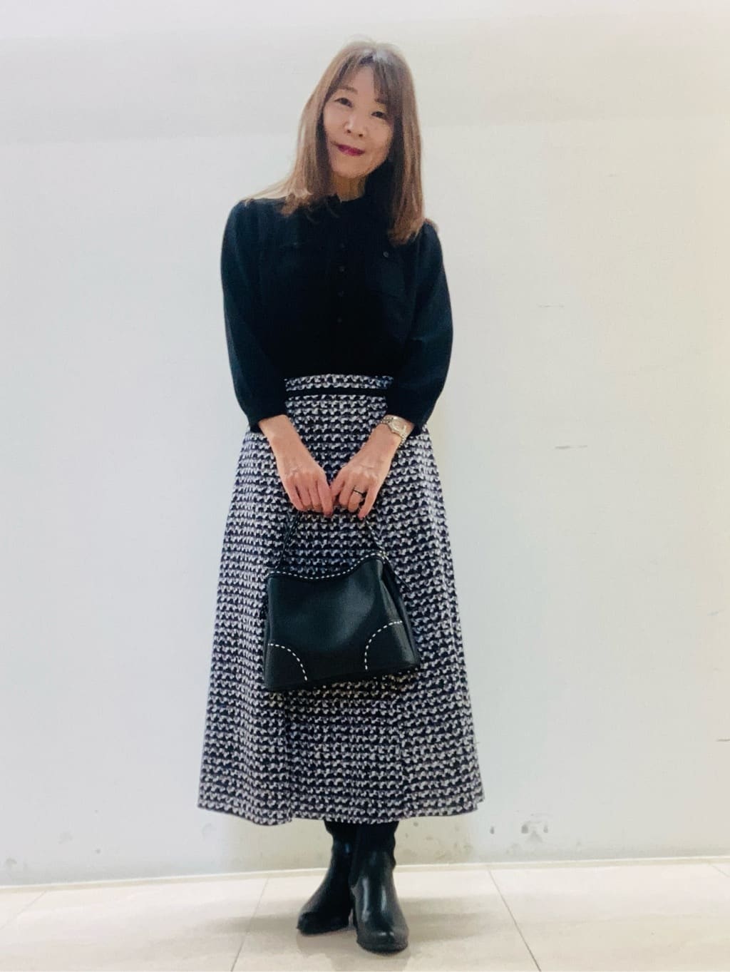 kurodaさんの「Reflect｜【ニットスタイルが華やかに◎】チドリ風プリントフレアスカート」を使ったコーディネート
