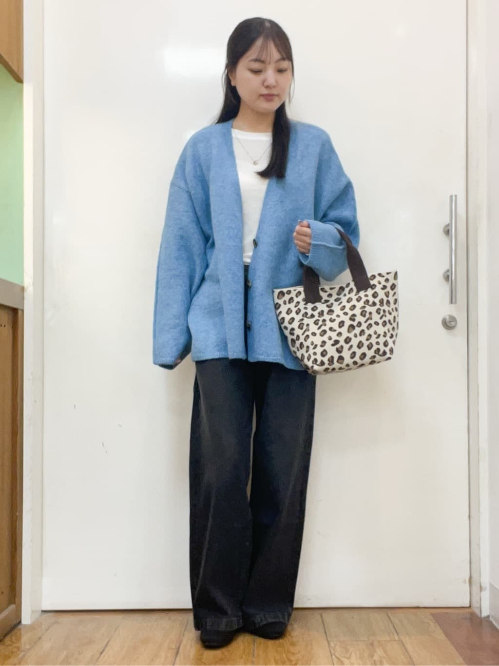 sakiさんの「SHOO･LA･RUE｜【洗濯機可/S-LL】毎日コーデに シアーテレコロンT」を使ったコーディネート