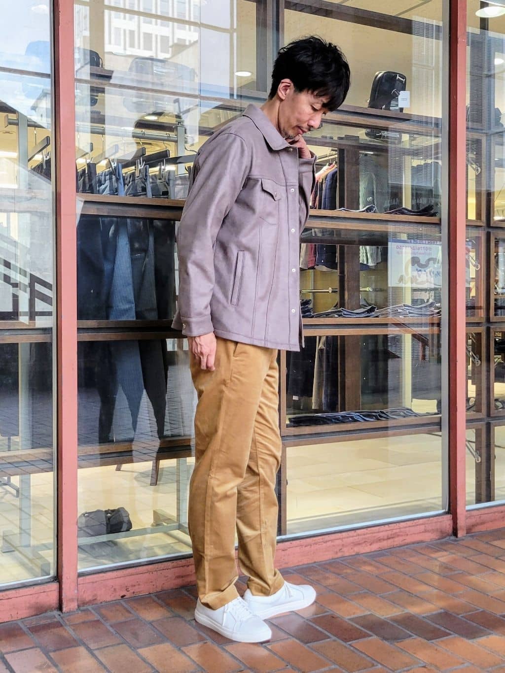 piroyaさんの「TAKEO KIKUCHI｜ストレッチ テーラードＴシャツ」を使ったコーディネート