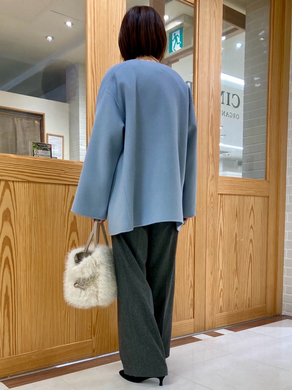 ゆうさんの「UNTITLED｜【ミディ丈/軽やか】セミラグランリバー コート」を使ったコーディネート