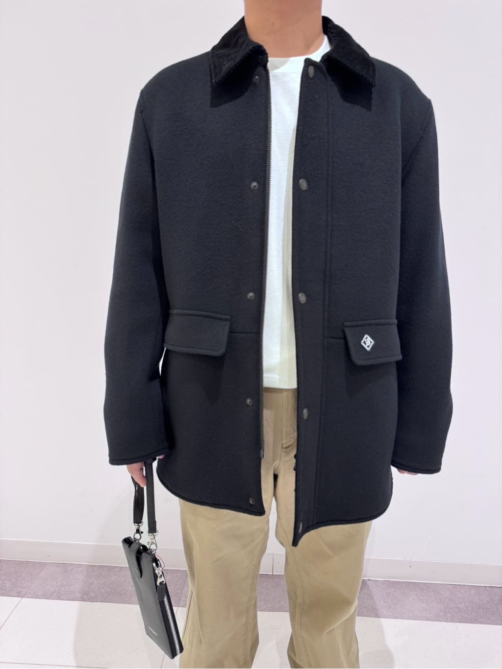 MATSUBARAさんの「DRESSTERIOR｜エクスクルーシブフライスロングTシャツ」を使ったコーディネート