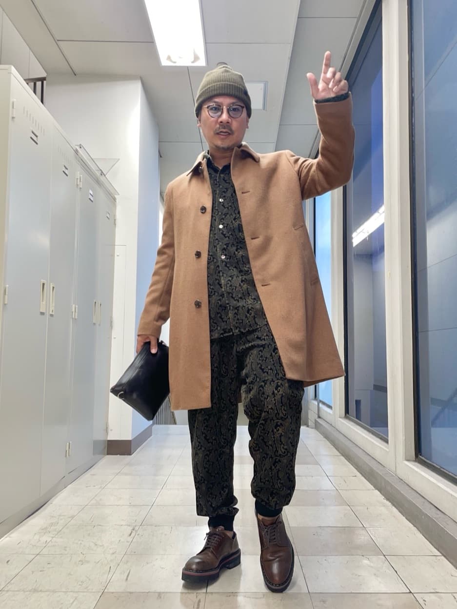 MAKOTO AIさんの「TAKEO KIKUCHI｜カシミヤブレンド ビーバー調ステンカラーコート」を使ったコーディネート
