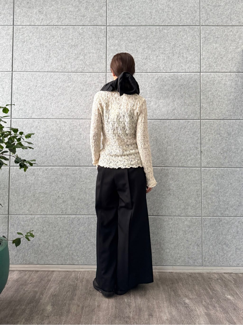 uchi__yamaさんの「CODE A｜center slit wide pants」を使ったコーディネート