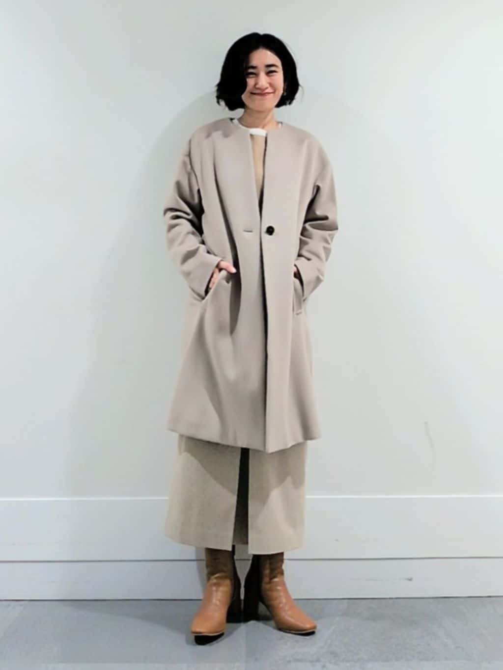 ミズタさんの「UNTITLED｜【日本製／通勤／フォーマル】カシミヤ混ノーカラーコート」を使ったコーディネート