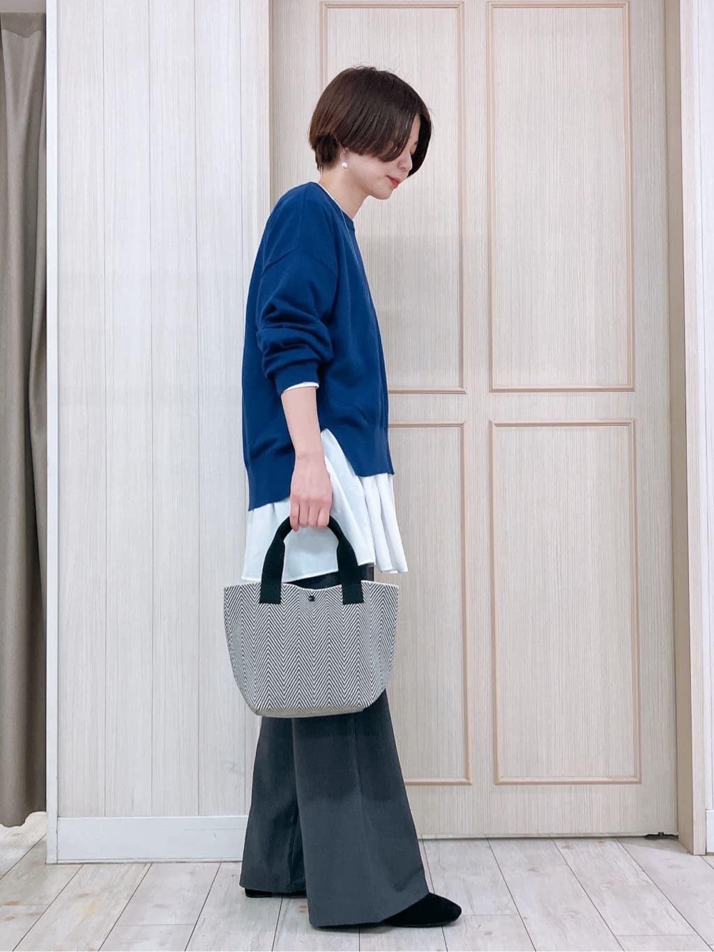 Turnerさんの「SHOO･LA･RUE｜【高レビュー/洗濯機可】ゆるシルエットで体型カバー もちもちニット」を使ったコーディネート