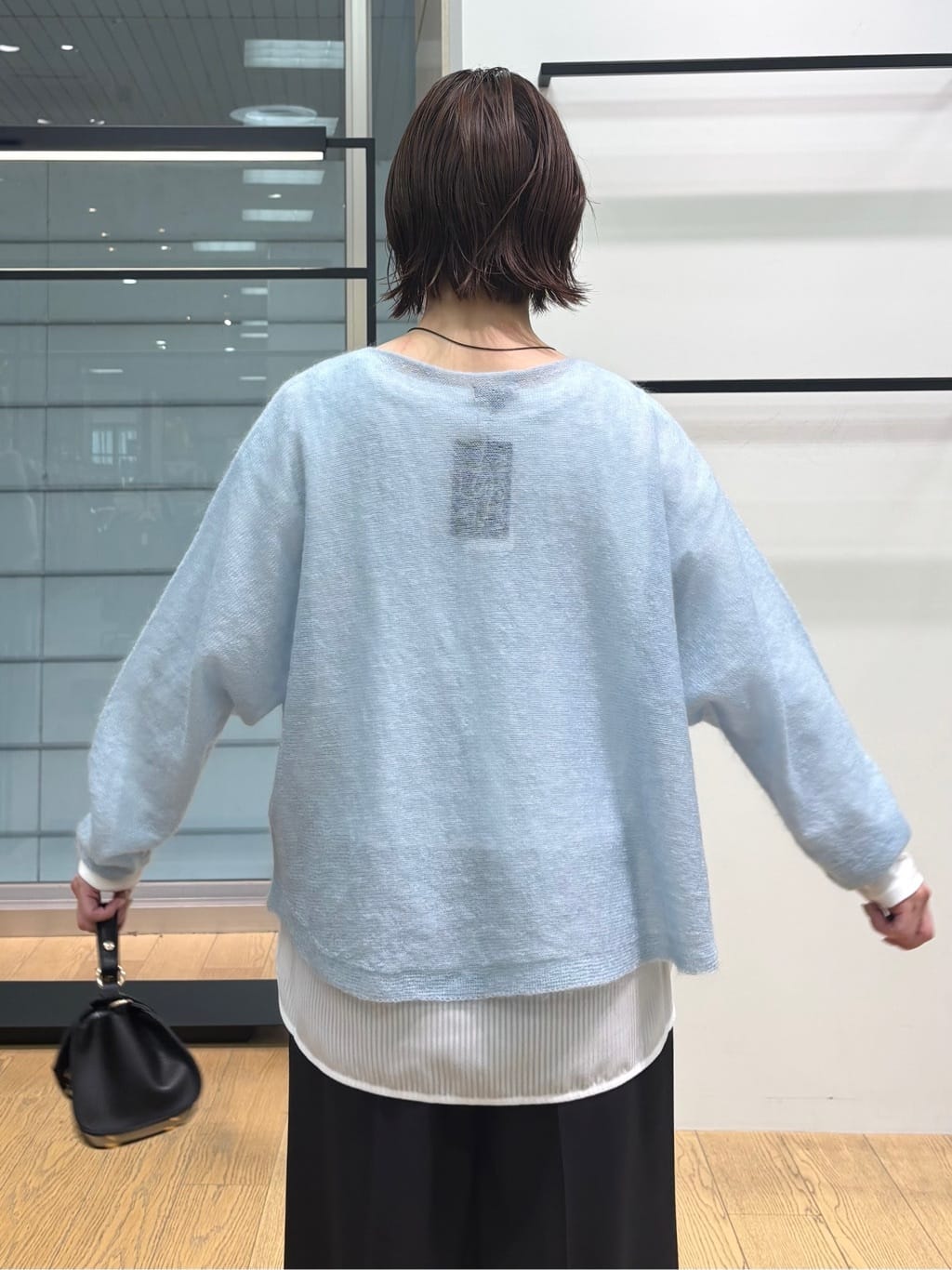 asamiさんの「INDIVI｜【キッドモヘヤ素材】ラウンドヘムニット」を使ったコーディネート