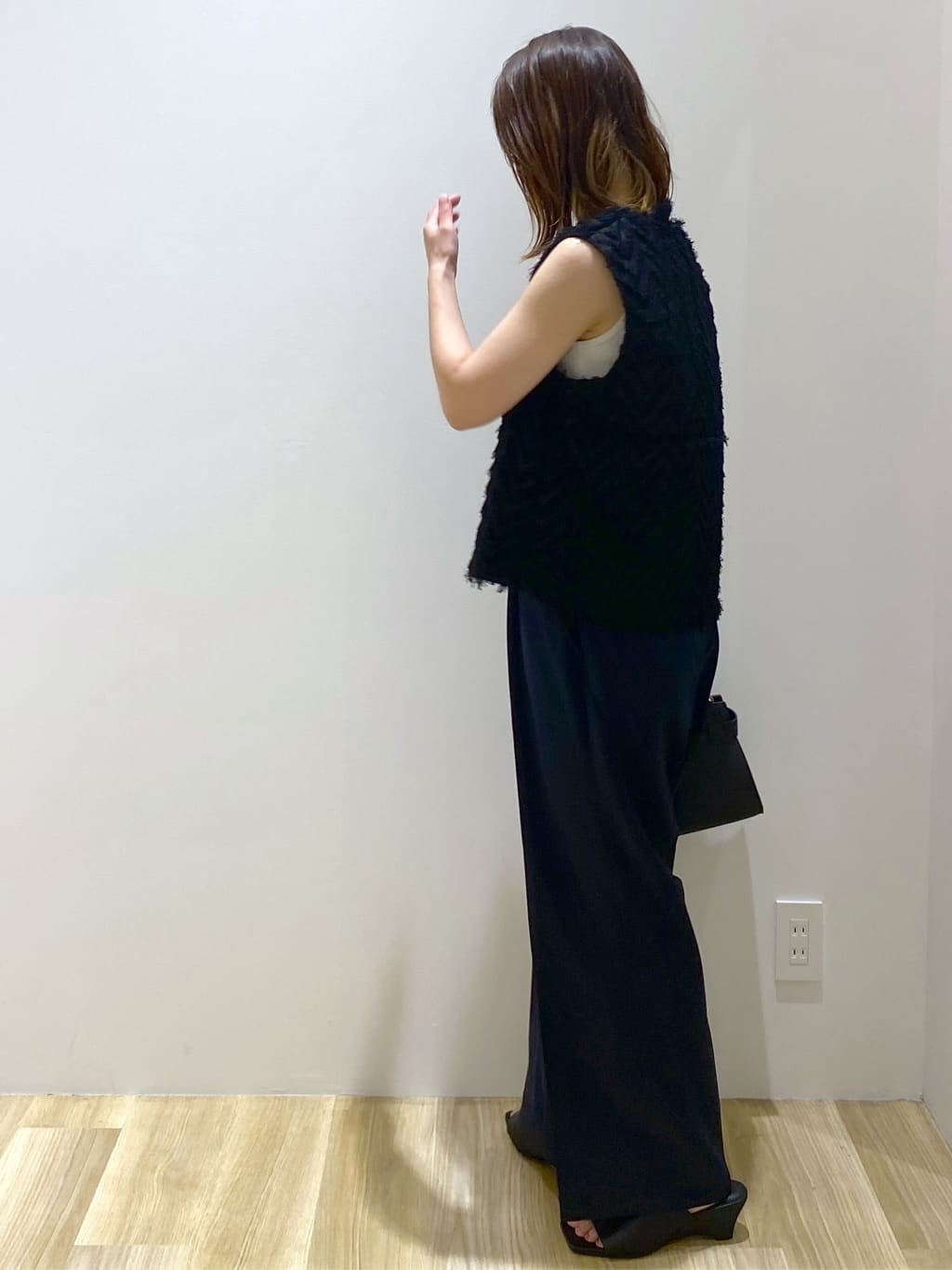 えりさんの「OPAQUE.CLIP｜フリンジジャカードベスト【洗濯機洗い可】」を使ったコーディネート