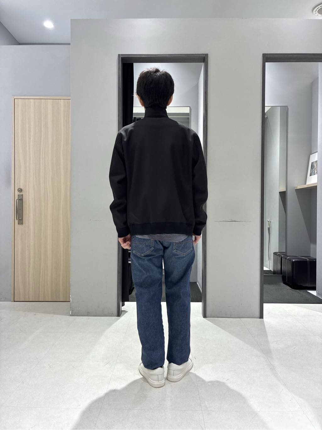 わいずみさんの「TAKEO KIKUCHI｜【JUST ONE LAYER】ダウンファブリック ジップアップ リブ ブルゾン」を使ったコーディネート
