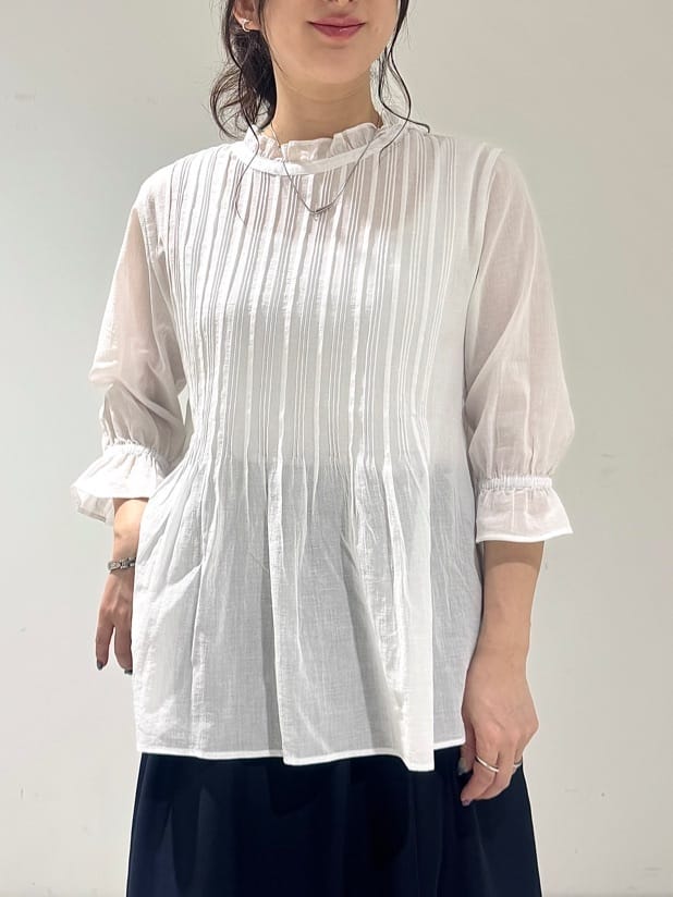 そんさんの「INDIVI｜【洗える/コットン】ピンタックシアーブラウス」を使ったコーディネート