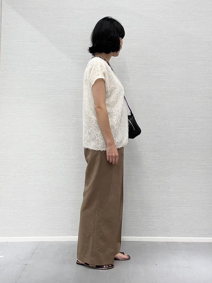 Yukoさんの「UNTITLED｜【セットアップ可/洗える】フェザーフレンチスリーブブラウス」を使ったコーディネート