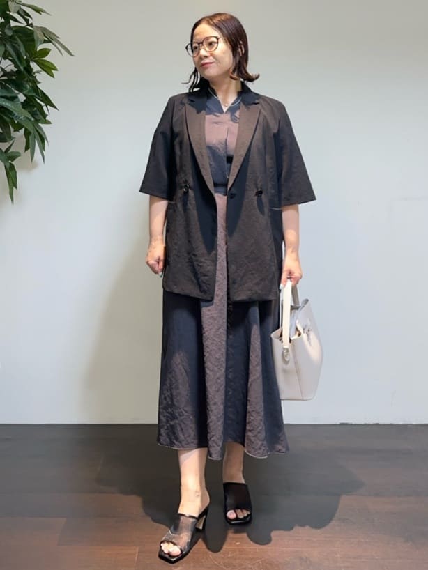 Asamiさんの「UNTITLED｜【前後2WAY/アンサンブル可/ゆったり】シアーカーディガン」を使ったコーディネート