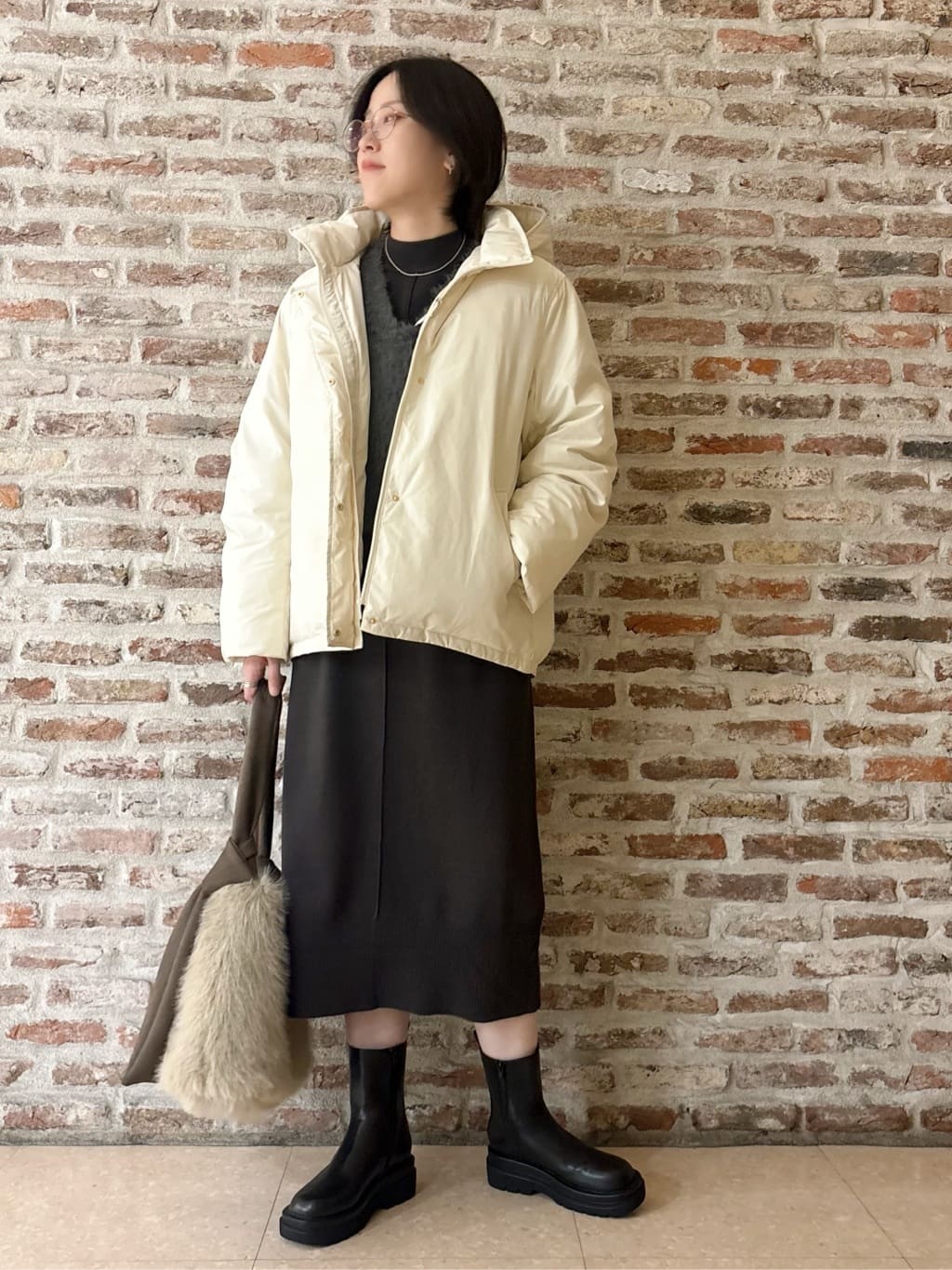 しばさんの「THE SHOP TK｜【ぎゅっとされているような暖かさ】撥水中綿ブルゾン」を使ったコーディネート