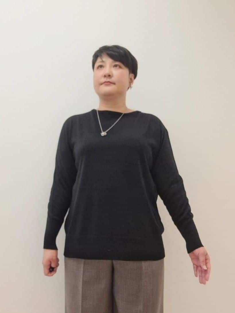 ますこさんの「UNTITLED｜【8色展開/体型カバー】魅せるタイムレスニット」を使ったコーディネート