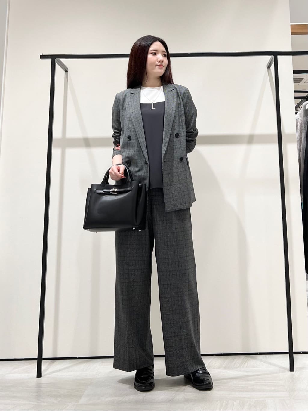 T.Kさんの「INDIVI｜【セットアップ可能】ビスチェレイヤード風トップス」を使ったコーディネート