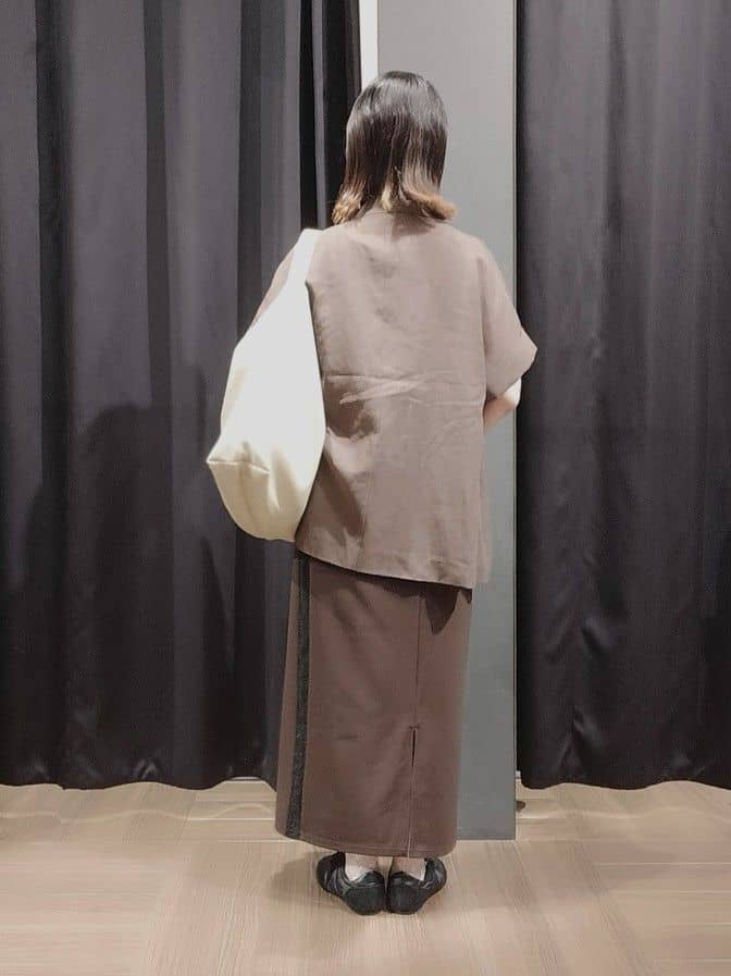 naoさんの「THE SHOP TK｜半袖シアージャケット【洗える】」を使ったコーディネート