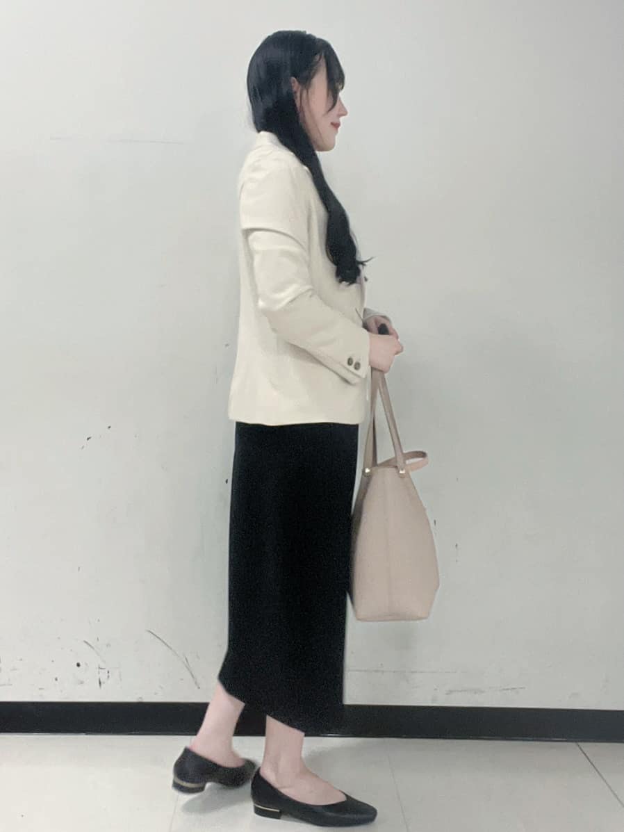 Hitomiさんの「index｜《5色展開／XS-LLサイズ》ストレッチテーラードジャケット／セットアップ対応【イージーアイロン】」を使ったコーディネート
