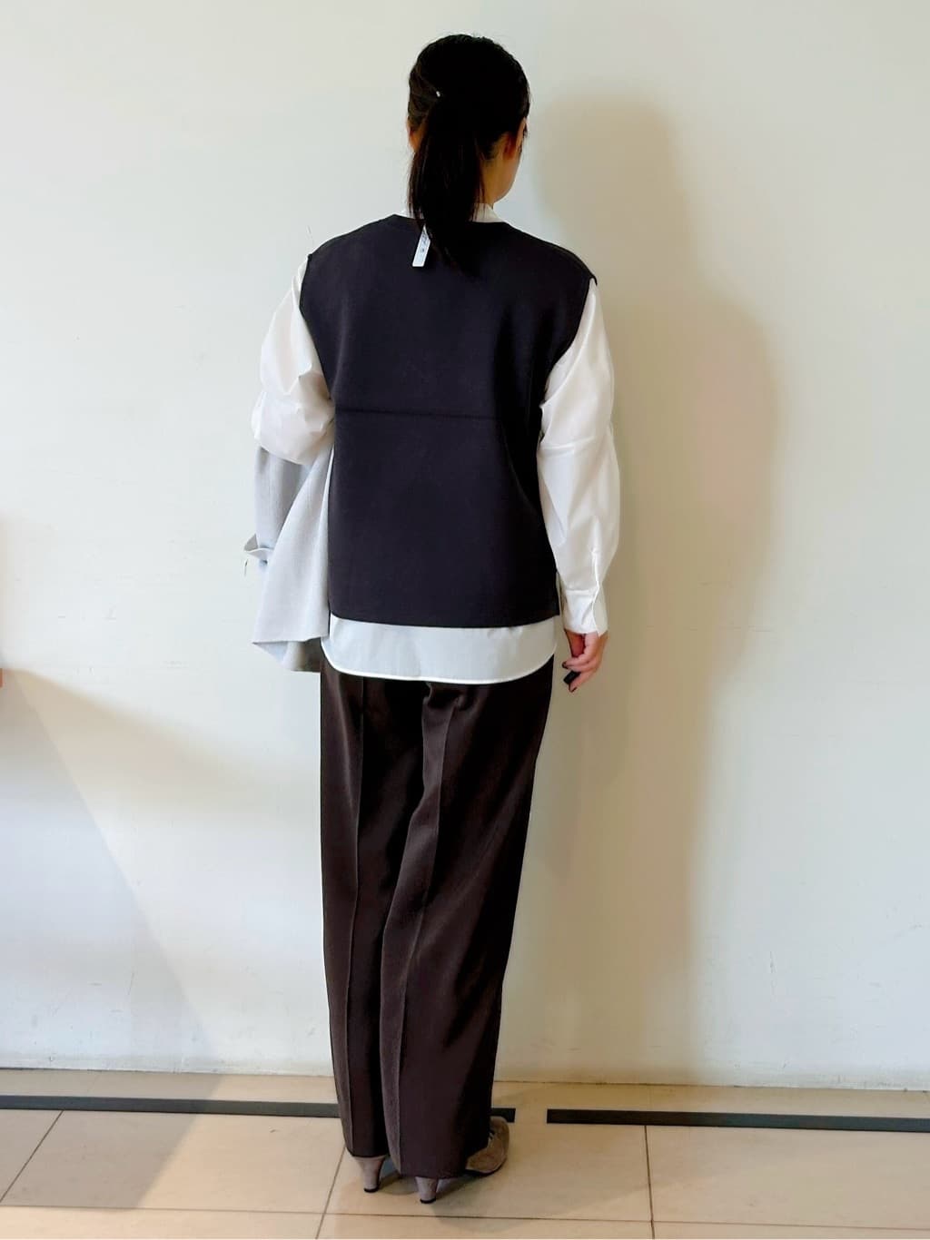 ひーさんの「Reflect｜【さらっと一枚で決まる／重ね着にもおすすめ◎】タックスリーブシャツブラウス」を使ったコーディネート