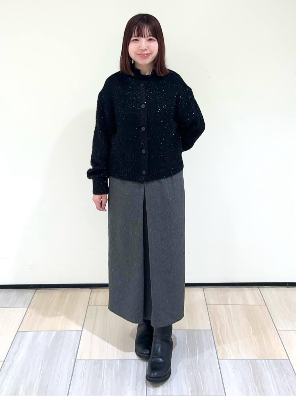 Mitsukiさんの「UNTITLED｜【エレガント/お仕事着にも】スタンドフリルネック ブラウス」を使ったコーディネート