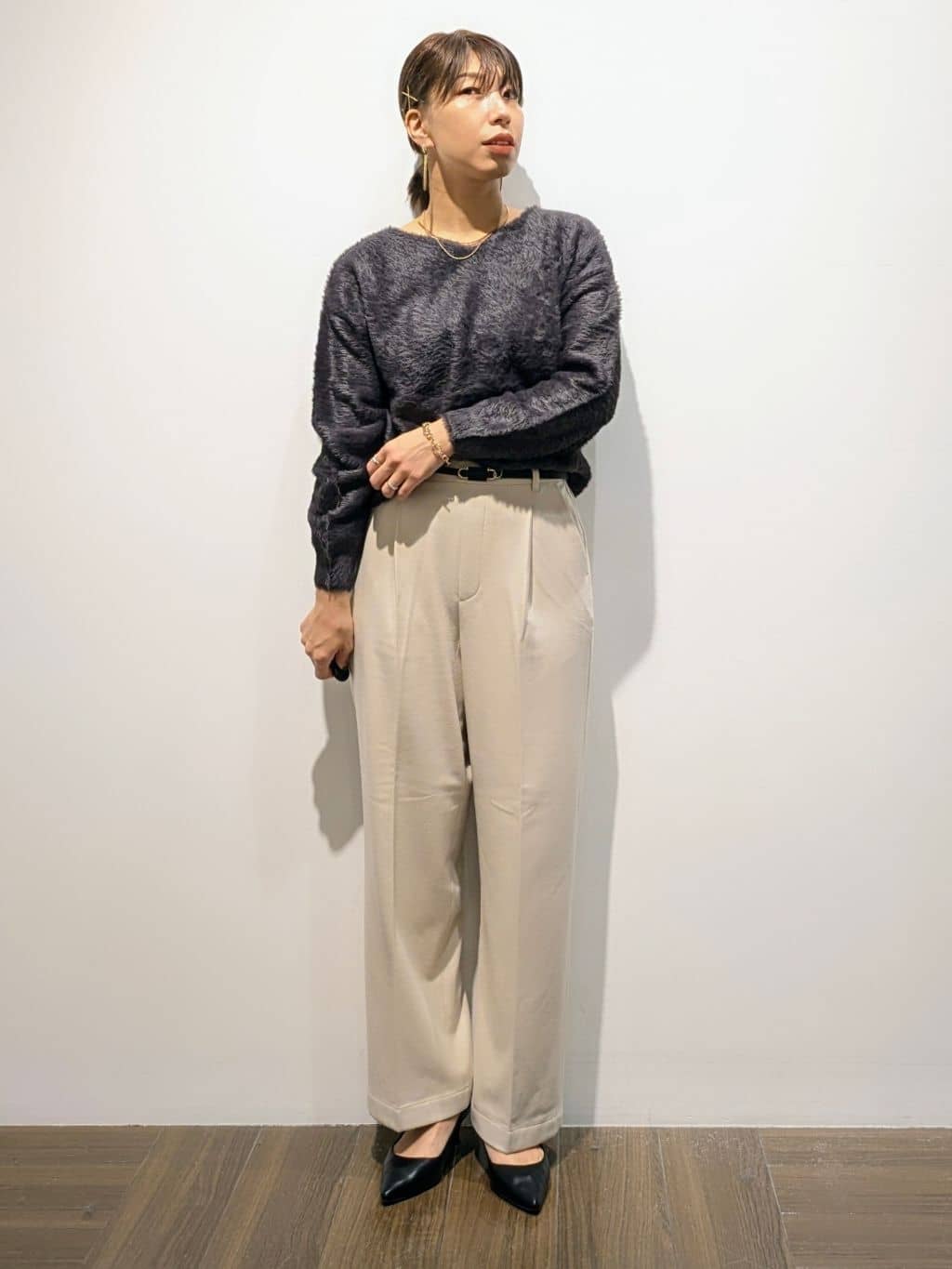 4410さんの「THE SHOP TK｜【華やかで柔らか】ふわふわフェザーニット/洗える・前後2WAY」を使ったコーディネート