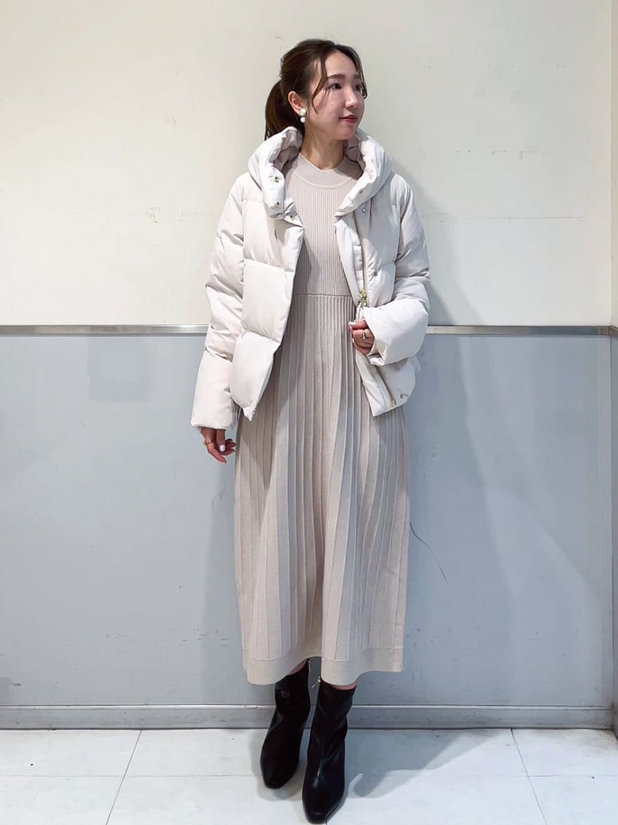 ミーさんの「index｜ラメフェザープルオーバーセット ニットワンピース【洗濯機OK】《XS～LL》」を使ったコーディネート