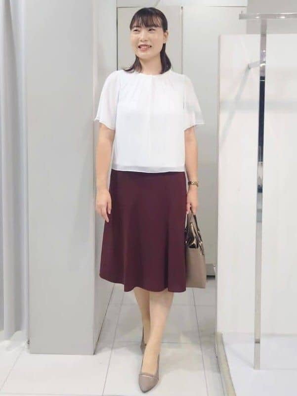 AZUSAさんの「Reflect｜【一枚着で着映え◎／ジャケットのインナーにも】フロント開きブラウス」を使ったコーディネート