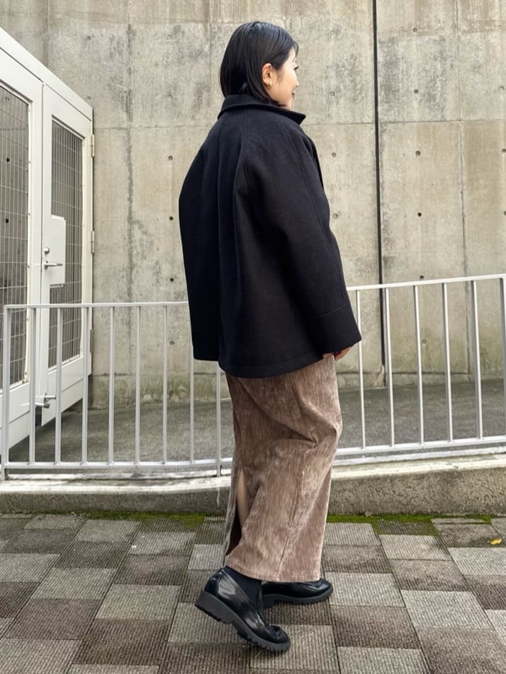 chさんの「THE SHOP TK｜起毛オンブレフリルブラウス」を使ったコーディネート