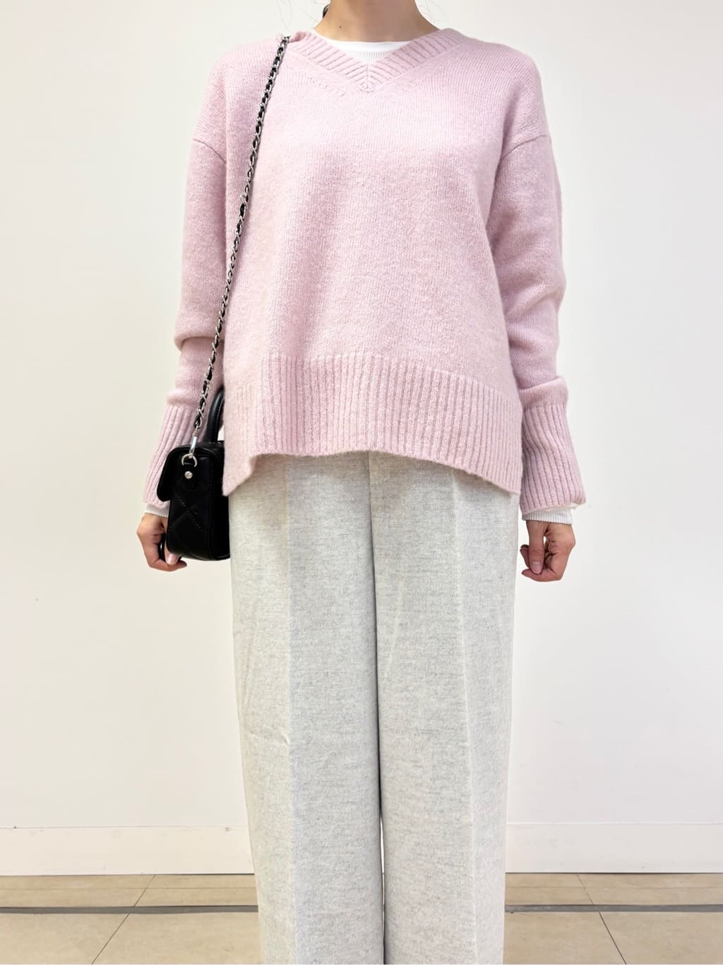 YOKOTAさんの「DRESSTERIOR｜◆【洗える/リブベロア】シアーリブベロアカットソー」を使ったコーディネート