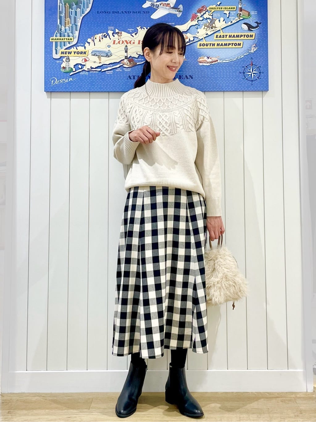 uwatokoさんの「Dessin｜【洗える】チェック柄起毛フレアスカート」を使ったコーディネート