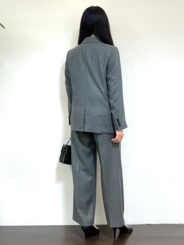 カレンさんの「UNTITLED｜【セットアップ可】ウールライク ダブルブレストジャケット」を使ったコーディネート