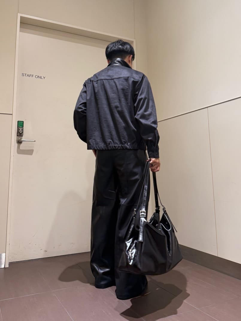 森拓也さんの「tk.TAKEO KIKUCHI｜グランパバギースラックス」を使ったコーディネート