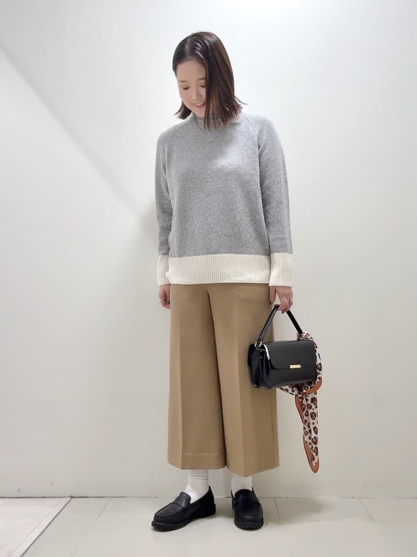 YUIさんの「UNTITLED｜【重ね着もおすすめ/洗える】ウールカシミヤ クルーネックニット」を使ったコーディネート