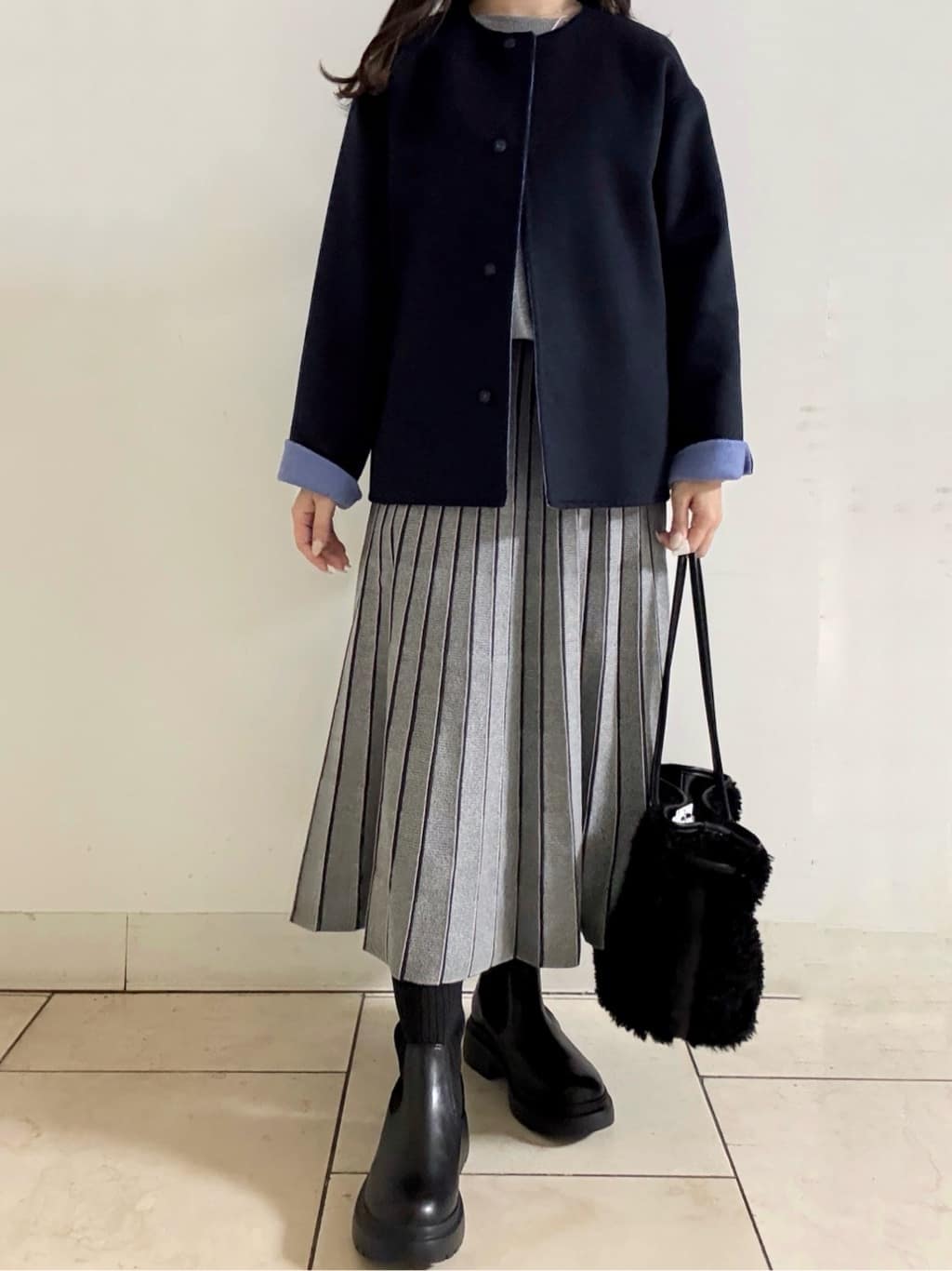 kahoさんの「INDIVI｜【配色デザイン／ショート丈】ウールリバー ノーカラーコート」を使ったコーディネート