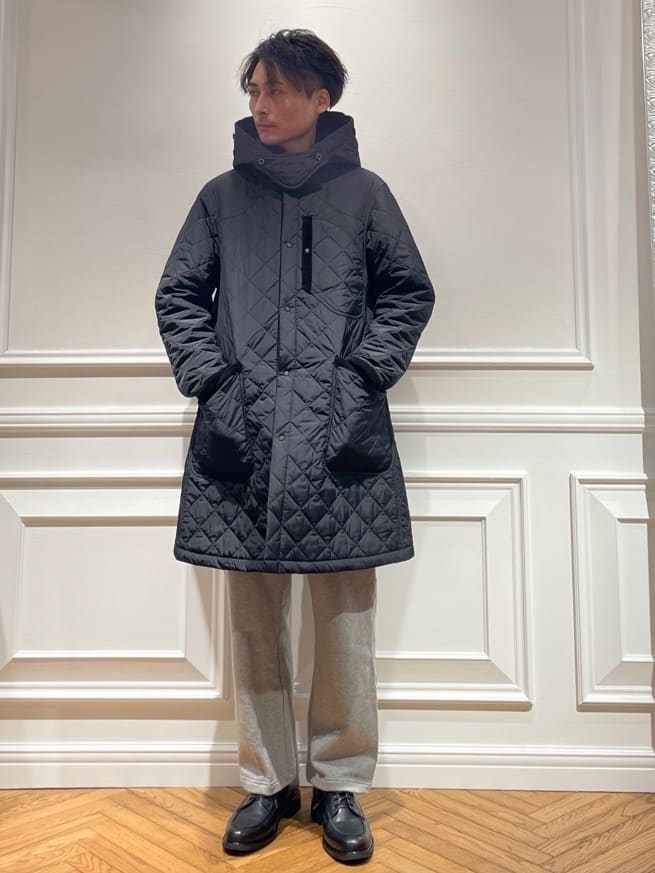 橋本さんの「DRESSTERIOR｜キルティング フーデット コート」を使ったコーディネート