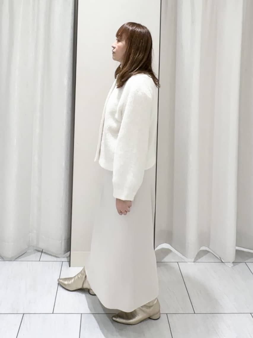 ʏᴜᴋɪᴋᴏさんの「UNTITLED｜【ジャケット風/メタルボタン】アルパカ混シャギーカーディガン」を使ったコーディネート